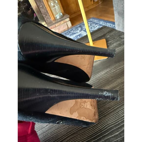 Via Spiga Black Suede Open-Toe Heel Bootie Sz. 7 - Picture 3 of 7